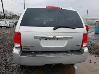 2008 Chrysler Aspen Limited z VIN 1A8HW58238F113964, wystawiony jako Copart lot #44361914 z przebiegiem 143 353 mil mil oraz Szkoda całkowita • Salvage title. Historia ofert i sprzedaży dostępna na DreamBid. Obrazek 6.