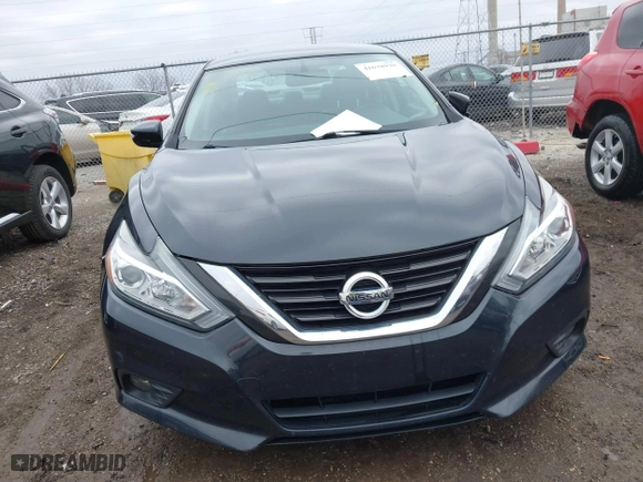 2018 Nissan Altima 2.5 SL with VIN 1N4AL3AP7JC165994, listed as a IAAI auction lot 41678939 with 126,336 mi miles. Bid and sale history available at carsss.com. Image 12.