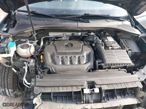 2019 Volkswagen Tiguan SE with VIN 3VV2B7AX1KM154435, listed as a IAAI auction lot 41740969 with 103,310 mi miles. Bid and sale history available at carsss.com. Image 10.