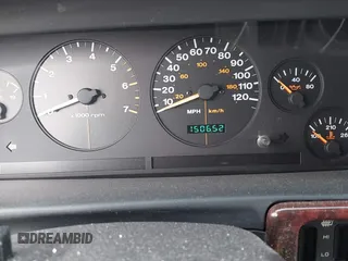 1998 Jeep Grand Cherokee Limited with VIN 1J4GZ88Z6WC307986, listed as a IAAI auction lot 41539972 with 150,652 mi miles. Bid and sale history available at carsss.com. Image 7.
