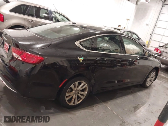 2015 Chrysler 200 Limited with VIN 1C3CCCAB1FN612164, listed as a IAAI auction lot 41641912 with 166,116 mi miles. Bid and sale history available at carsss.com. Image 13.