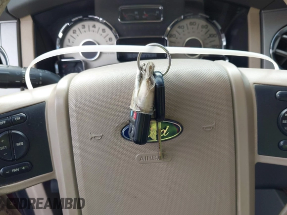 2008 Ford Expedition Eddie Bauer with VIN 1FMFU17588LA48826, listed as a IAAI auction lot 41681529 with 269,766 mi miles and . Bid and sale history available at DreamBid. Image 11.