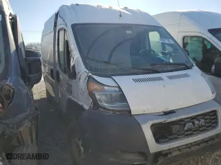 2019 Ram ProMaster Cargo Van with VIN 3C6URVJG7KE504143, listed as a Copart auction lot 45877345 with 300,689 mi miles and Salvage Title. Bid and sale history available at carsss.com. Image 4.