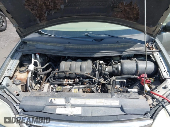 2001 Ford Windstar SE with VIN 2FMDA52441BA08464, listed as a IAAI auction lot 42178086 with 121,683 mi miles and . Bid and sale history available at carsss.com. Image 10.