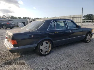 1990 Mercedes-Benz 560 with VIN WDBCA39E8LA508059, listed as a Copart auction lot 75865254 with 222,616 mi miles and Clean Title. Bid and sale history available at DreamBid. Image 3.