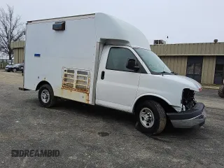 2015 Chevrolet Express Commercial with VIN 1GB0G2CF0F1111744, listed as a Copart auction lot 44577955 with 195,146 mi miles and Clean Title. Bid and sale history available at carsss.com. Image 4.