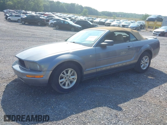 2007 Ford Mustang Deluxe with VIN 1ZVFT84N275210034, listed as a IAAI auction lot 42601412 with 78,078 mi miles and . Bid and sale history available at DreamBid. Image 18.