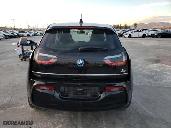2019 BMW i3 with VIN WBY8P2C56K7E87976, listed as a Copart auction lot 67334132 with NaN miles. Bid and sale history available at carsss.com. Image 6.