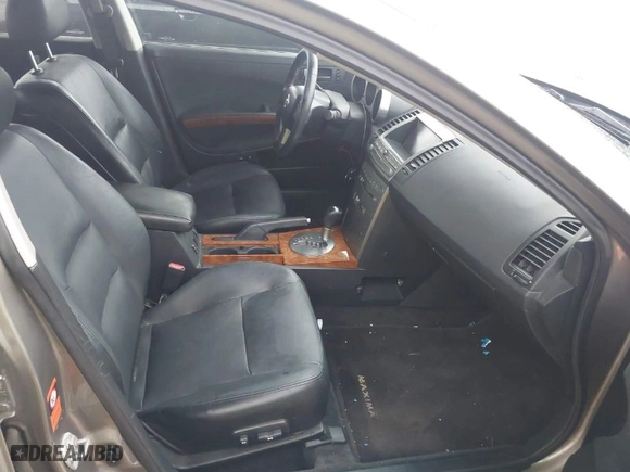 2004 Nissan Maxima SL with VIN 1N4BA41E94C864613, listed as a IAAI auction lot 41396302 with 115,799 mi miles. Bid and sale history available at carsss.com. Image 5.