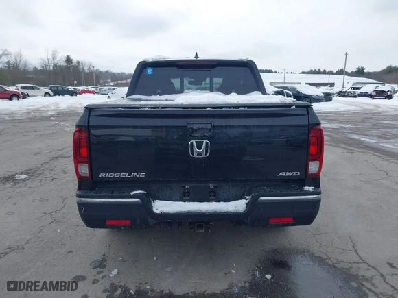 2018 Honda Ridgeline RTL-E with VIN 5FPYK3F78JB002172, listed as a IAAI auction lot 41528764 with 64,566 mi miles. Bid and sale history available at carsss.com. Image 17.