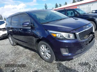 2018 Kia Sedona LX with VIN KNDMB5C14J6388894, listed as a IAAI auction lot 41808847 with 82,468 mi miles. Bid and sale history available at carsss.com. Image 1.