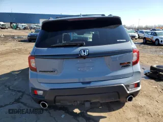 2024 Honda Passport TrailSport with VIN 5FNYF8H64RB005399, listed as a Copart auction lot 48120465 with 11,930 mi miles and Salvage Title. Bid and sale history available at DreamBid. Image 6.