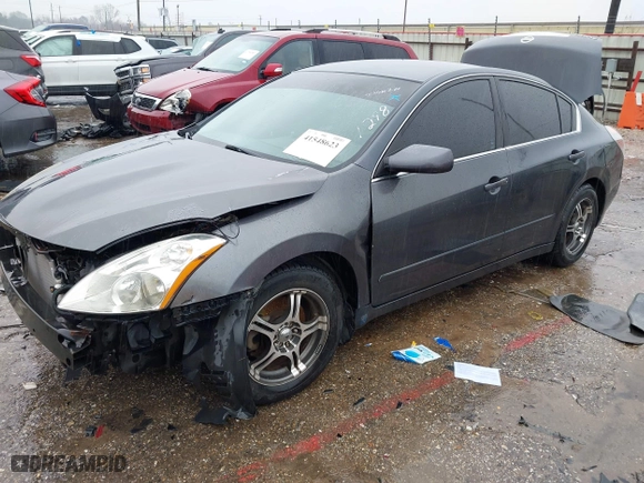 2011 Nissan Altima 2.5 S with VIN 1N4AL2AP2BN475101, listed as a IAAI auction lot 41548623 with 124,717 mi miles. Bid and sale history available at carsss.com. Image 17.
