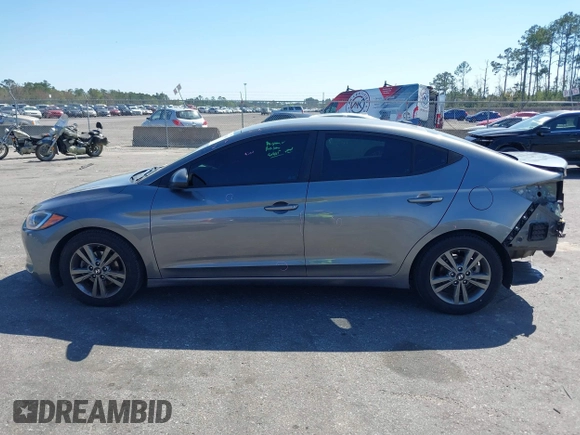 2018 Hyundai Elantra SEL z VIN 5NPD84LF5JH336295, wystawiony jako IAAI lot #41786963 z przebiegiem 96 399 mil mil oraz . Historia ofert i sprzedaży dostępna na DreamBid. Obrazek 14.