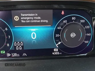 2024 Volkswagen Atlas SE with VIN 1V2LR2CA7RC553936, listed as a IAAI auction lot 40662181 with 4,305 mi miles and . Bid and sale history available at DreamBid. Image 7.