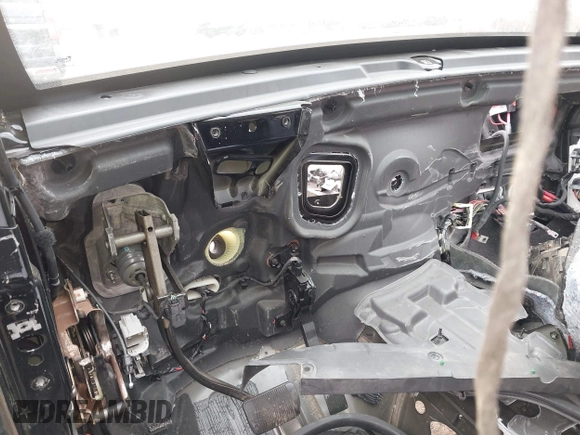 2018 Jeep Grand Cherokee Laredo E with VIN 1C4RJFAG6JC152156, listed as a IAAI auction lot 41903337 with Not provided miles and . Bid and sale history available at DreamBid. Image 7.