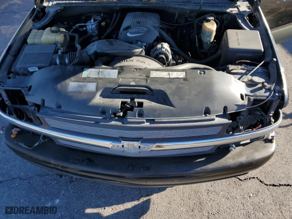 2001 Chevrolet Silverado 1500HD LS with VIN 1GCGC13U11F200328, listed as a Copart auction lot 79548524 with 225,971 mi miles and Salvage Title. Bid and sale history available at carsss.com. Image 11.