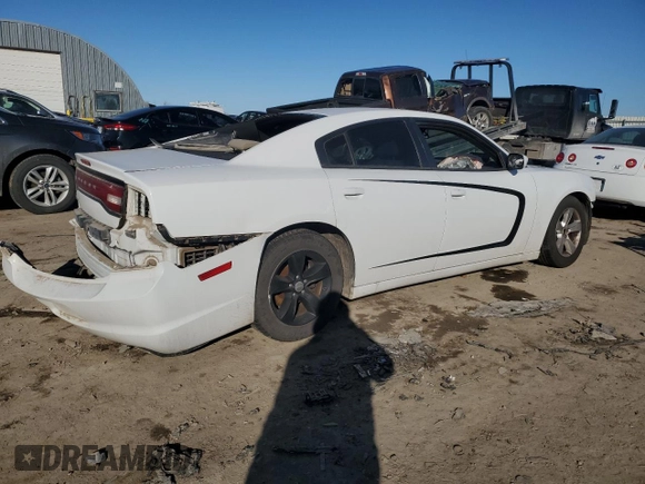 2013 Dodge Charger SE with VIN 2C3CDXBG8DH719460, listed as a Copart auction lot 42137105 with Not Provided miles and Salvage Title. Bid and sale history available at DreamBid. Image 3.