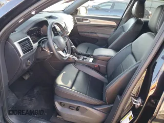 2023 Volkswagen Atlas SE with VIN 1V2KE2CA2PC206051, listed as a Copart auction lot 77347584 with 19,297 mi miles and Salvage title. Bid and sale history available at DreamBid. Image 7.