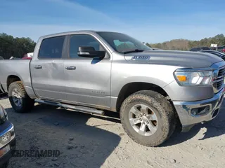 2019 Ram 1500 Big Horn z VIN 1C6RRFFG5KN803260, wystawiony jako IAAI lot #41847656 z przebiegiem 135 753 mil mil oraz . Historia ofert i sprzedaży dostępna na DreamBid. Obrazek 13.