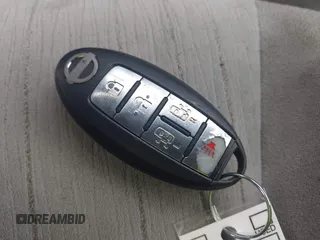 2015 Nissan Quest SV z VIN JN8AE2KP8F9133870, wystawiony jako IAAI lot #41735267 z przebiegiem 213 626 mil mil oraz . Historia ofert i sprzedaży dostępna na DreamBid. Obrazek 11.