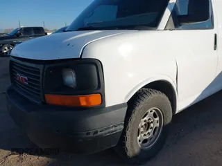 2007 GMC Savana Cargo Van with VIN 1GTGG29V571131451, listed as a IAAI auction lot 41455030 with 336,397 mi miles. Bid and sale history available at carsss.com. Image 12.