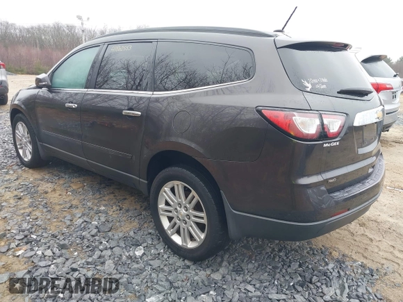 2015 Chevrolet Traverse LT with VIN 1GNKVGKD2FJ341185, listed as a IAAI auction lot 41862553 with 101,271 mi miles and . Bid and sale history available at DreamBid. Image 3.