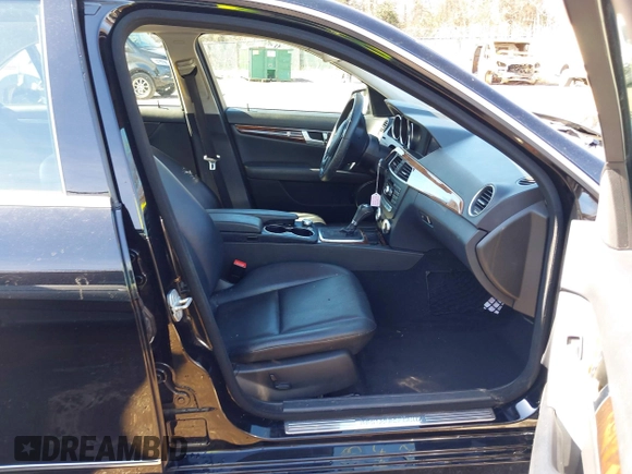 2012 Mercedes-Benz C 300 Sport with VIN WDDGF8BB0CA627411, listed as a IAAI auction lot 41881320 with 157,980 mi miles and . Bid and sale history available at DreamBid. Image 5.