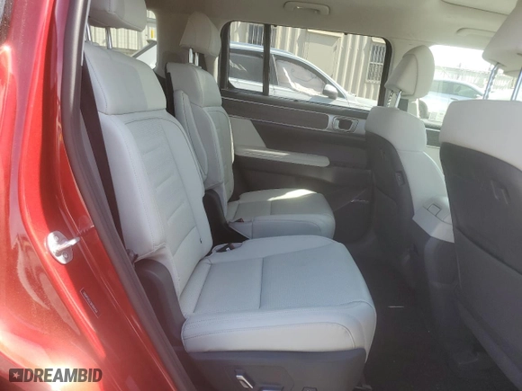 2024 Hyundai Santa Fe Calligraphy with VIN 5NMP54GL5RH044368, listed as a Copart auction lot 50746225 with 8,709 mi miles and Salvage Title. Bid and sale history available at carsss.com. Image 11.