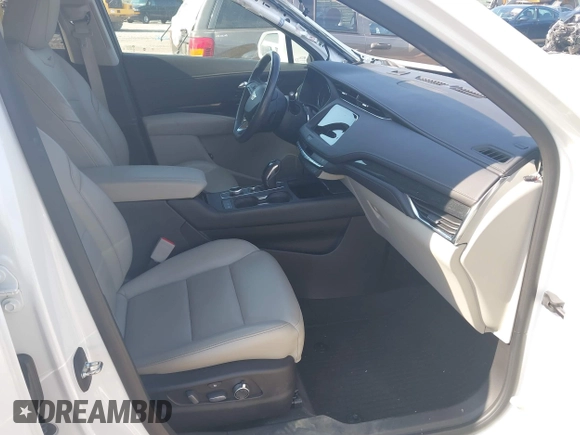 2019 Cadillac XT4 AWD Premium Luxury with VIN 1GYFZDR46KF146443, listed as a IAAI auction lot 42590358 with 62,131 mi miles and . Bid and sale history available at DreamBid. Image 5.