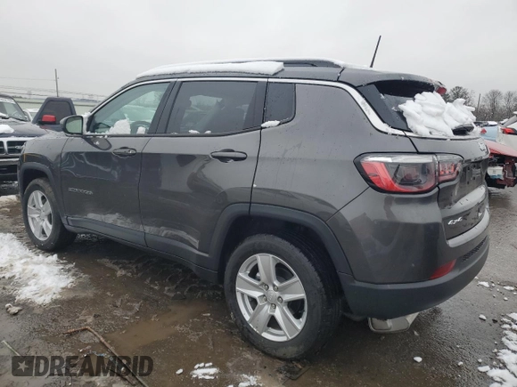 2022 Jeep Compass Altitude with VIN 3C4NJDBB0NT217079, listed as a Copart auction lot 44569765 with 8,818 mi miles and Salvage Title. Bid and sale history available at carsss.com. Image 2.