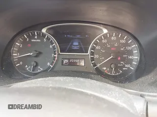 2014 Nissan Pathfinder S with VIN 5N1AR2MMXEC618625, listed as a IAAI auction lot 42794491 with 203,581 mi miles and . Bid and sale history available at DreamBid. Image 7.