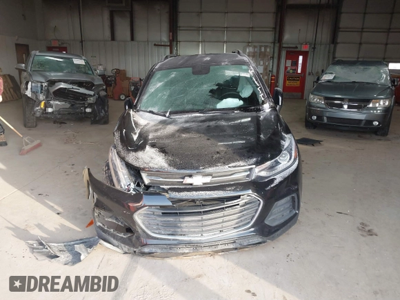 2021 Chevrolet Trax LT with VIN KL7CJPSB4MB357111, listed as a IAAI auction lot 41353017 with 39,650 mi miles. Bid and sale history available at carsss.com. Image 12.