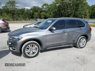 2017 BMW X5 sDrive35i with VIN 5UXKR2C35H0U24218, listed as a Copart auction lot 53811205 with 152,304 mi miles and Salvage Title. Bid and sale history available at carsss.com. Image 1.
