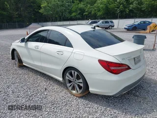 2018 Mercedes-Benz CLA 250 z VIN WDDSJ4EB0JN606657, wystawiony jako IAAI lot #42440570 z przebiegiem 123 978 mil mil oraz . Historia ofert i sprzedaży dostępna na DreamBid. Obrazek 3.