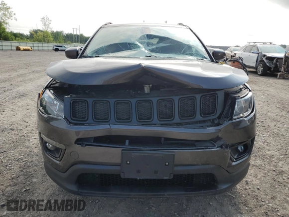 2020 Jeep Compass Latitude с VIN 3C4NJDBBXLT112417, выставлен на аукционе Copart как лот 62770825 с пробегом 56 470 миль миль и Списание • Salvage title. История ставок и продаж доступна на DreamBid. Изображение 5.