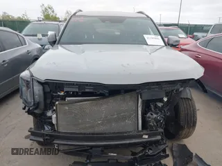 2024 Kia Telluride EX X-Line z VIN 5XYP3DGC0RG501992, wystawiony jako IAAI lot #42199896 z przebiegiem 11 727 mil mil oraz . Historia ofert i sprzedaży dostępna na DreamBid. Obrazek 13.
