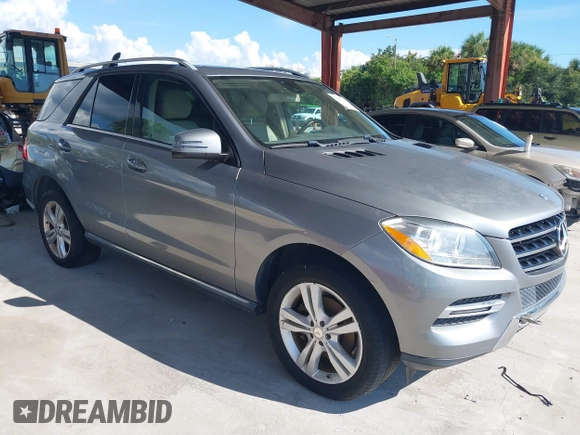 2014 Mercedes-Benz M 350 with VIN 4JGDA2EB6EA275759, listed as a IAAI auction lot 40403071 with 75,095 mi miles and . Bid and sale history available at DreamBid. Image 1.