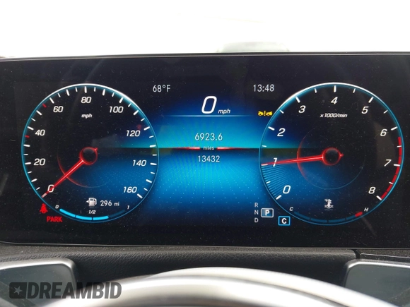 2023 Mercedes-Benz GLB 250 z VIN W1N4M4GB9PW297015, wystawiony jako IAAI lot #41870490 z przebiegiem 13 432 mil mil oraz . Historia ofert i sprzedaży dostępna na DreamBid. Obrazek 7.