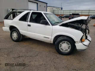 2001 GMC Jimmy SLS Comfort/Convenience with VIN 1GKCT18W31K189014, listed as a Copart auction lot 50919055 with 148,556 mi miles and Salvage Title. Bid and sale history available at carsss.com. Image 4.