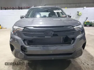 2025 Subaru Forester with VIN JF2SLDAC2SH424463, listed as a Copart auction lot 43462085 with 4,458 mi miles and Salvage title. Bid and sale history available at DreamBid. Image 5.