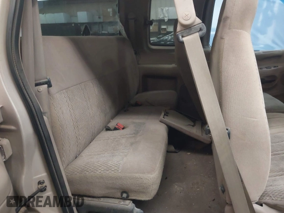 1998 Ford F-150 with VIN 1FTZX18W6WKA83626, listed as a IAAI auction lot 40625179 with 343,403 mi miles and . Bid and sale history available at DreamBid. Image 8.