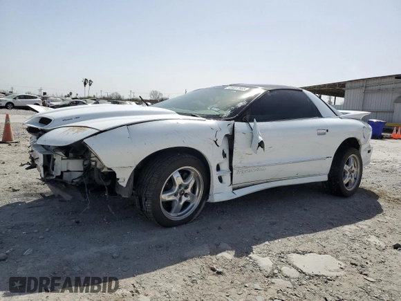 2002 Pontiac Firebird Formula z VIN 2G2FV22G222150957, wystawiony jako Copart lot #48037565 z przebiegiem 112 784 mil mil oraz Szkody całkowita. Historia ofert i sprzedaży dostępna na DreamBid. Obrazek 1.