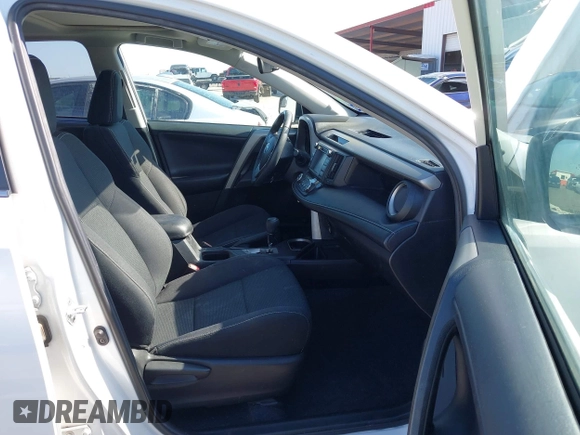 2018 Toyota RAV4 XLE z VIN 2T3WFREV3JW483398, wystawiony jako IAAI lot #41740776 z przebiegiem 70 640 mil mil oraz . Historia ofert i sprzedaży dostępna na DreamBid. Obrazek 5.