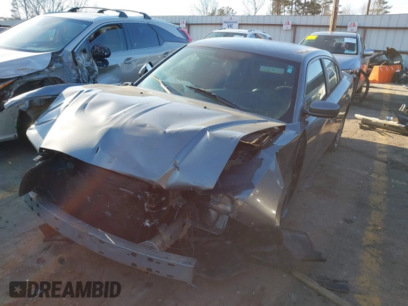2011 Dodge Charger SE z VIN 2B3CL3CG5BH567626, wystawiony jako IAAI lot #41776553 z przebiegiem 132 670 mil mil oraz . Historia ofert i sprzedaży dostępna na DreamBid. Obrazek 16.