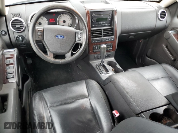 2007 Ford Explorer Limited с VIN 1FMEU75887UB26560, выставлен на аукционе Copart как лот 53886845 с пробегом 120 326 миль миль и Списание • Salvage title. История ставок и продаж доступна на DreamBid. Изображение 8.