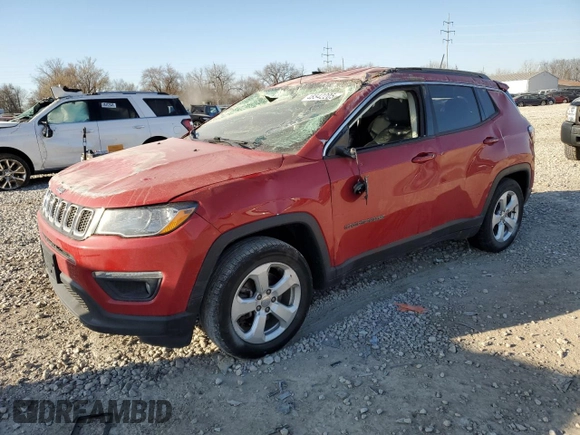 2019 Jeep Compass Altitude with VIN 3C4NJCBB7KT658195, listed as a Copart auction lot 48542205 with 71,134 mi miles and Salvage Title. Bid and sale history available at carsss.com. Image 1.