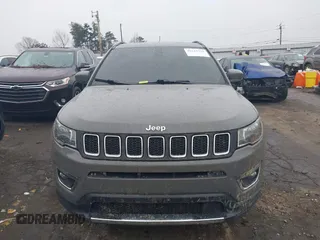2019 Jeep Compass Limited with VIN 3C4NJCCB8KT793507, listed as a IAAI auction lot 41610732 with 114,794 mi miles. Bid and sale history available at carsss.com. Image 12.