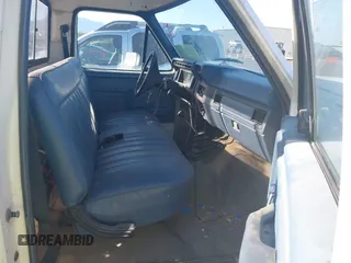 1985 Ford F-250 with VIN 1FTHF2615FKB23867, listed as a IAAI auction lot 42713630 with 96,557 mi miles and . Bid and sale history available at DreamBid. Image 5.