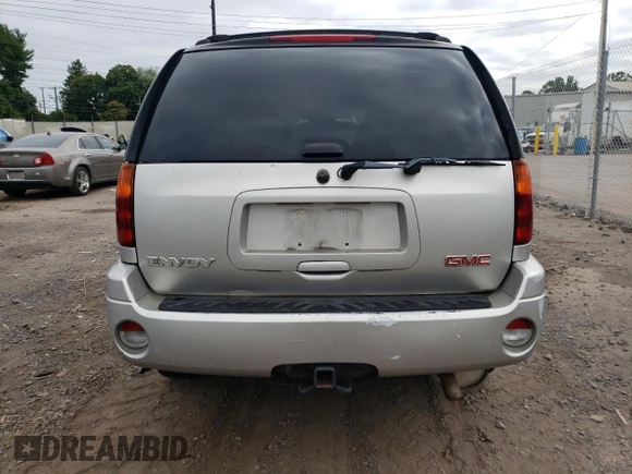 2005 GMC Envoy SLT with VIN 1GKDT13S252202866, listed as a Copart auction lot 70181524 with 169,603 mi miles and Salvage Title. Bid and sale history available at carsss.com. Image 6.